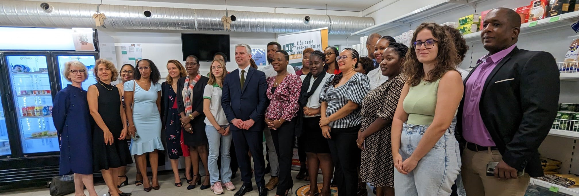 Les épiceries solidaires ANDES reçoivent la visite du Ministre des Solidarités en Martinique