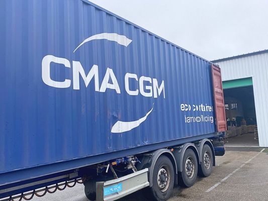 Des denrées envoyées vers l’Outre-mer avec la Fondation CMA CGM
